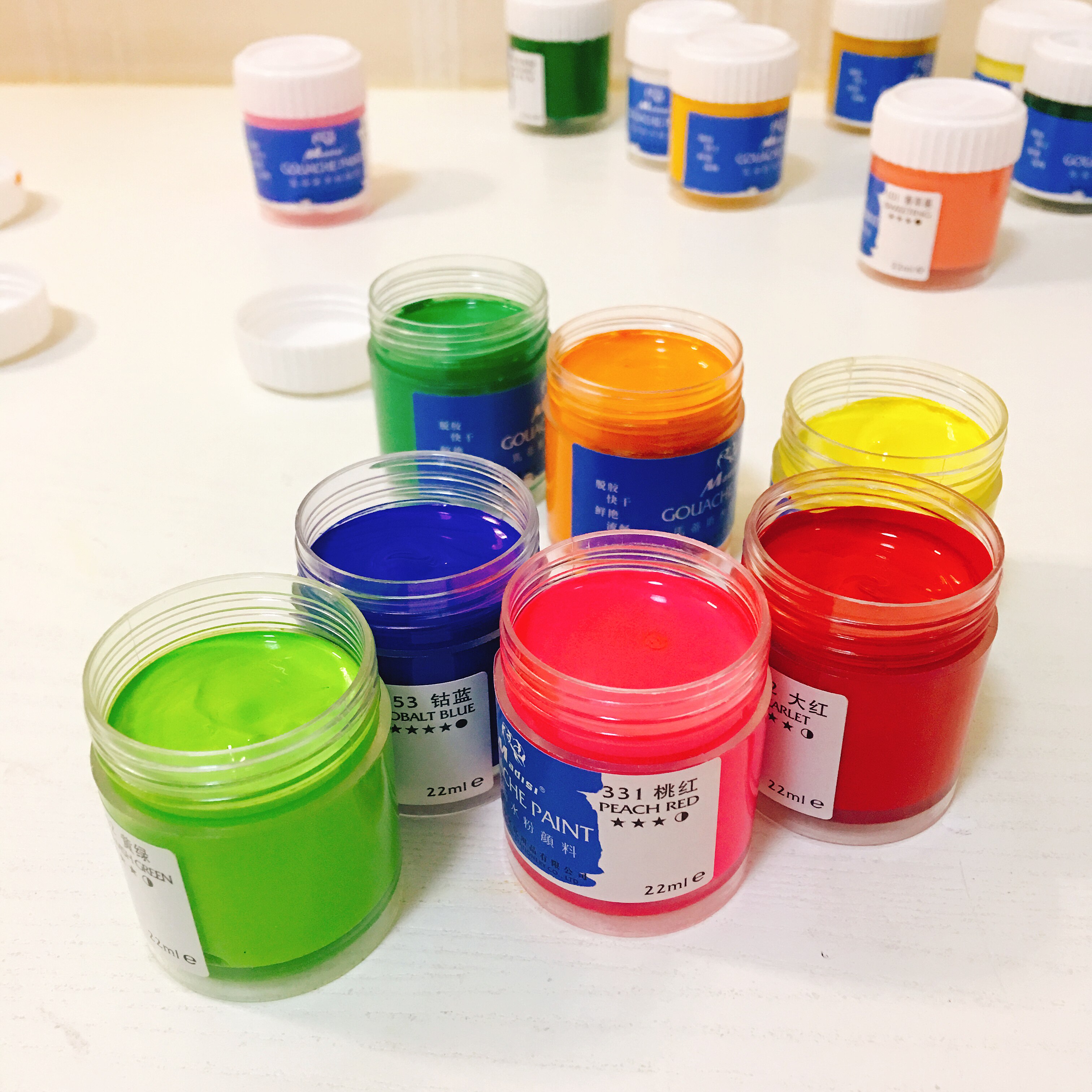 正品马蒂斯脱胶水粉颜料24瓶装22ml 广告设计 儿童色彩画颜料套装