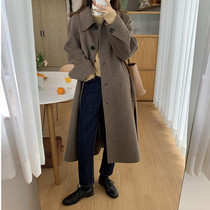 2020 autumn and winter New Hepburn wind woolen coat womens long woolen coat thickened small man explosive