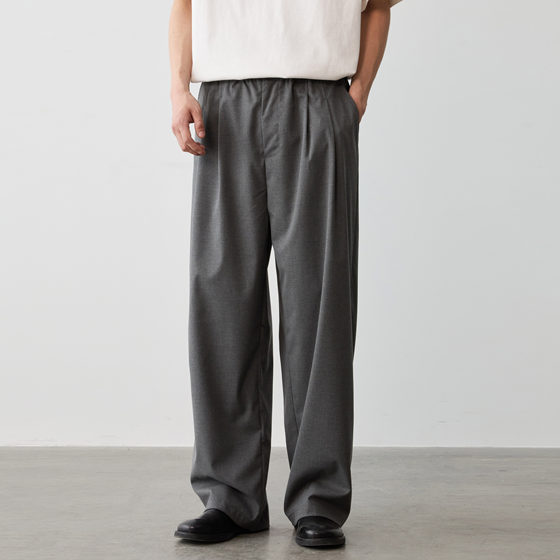 Vavu commuting drooping double pleated trousers for men's high-end four-season casual trousers versatile and comfortable wide-leg anti-wrinkle pants
Vavu commuting drooping double pleated trousers for men's high-end four-season casual trousers versatile and comfortable wide-leg anti-wrinkle pants