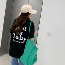 Black American retro short sleeve T-shirt female spring Summer loose letter with long letter half sleeve blouse 2022