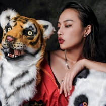 Christmas Venom Iron Warrior Yi Rong Monkey King Clown Cartoon Head Cover Singing Annual Meeting Full Face Animal Mask