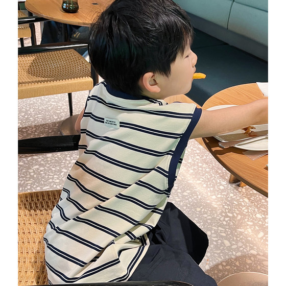 Boys vest children's sleeveless striped T-shirt summer thin 2025 summer new boys summer tops children's clothing trend
Boys vest children's sleeveless striped T-shirt summer thin 2025 summer new boys summer tops children's clothing trend