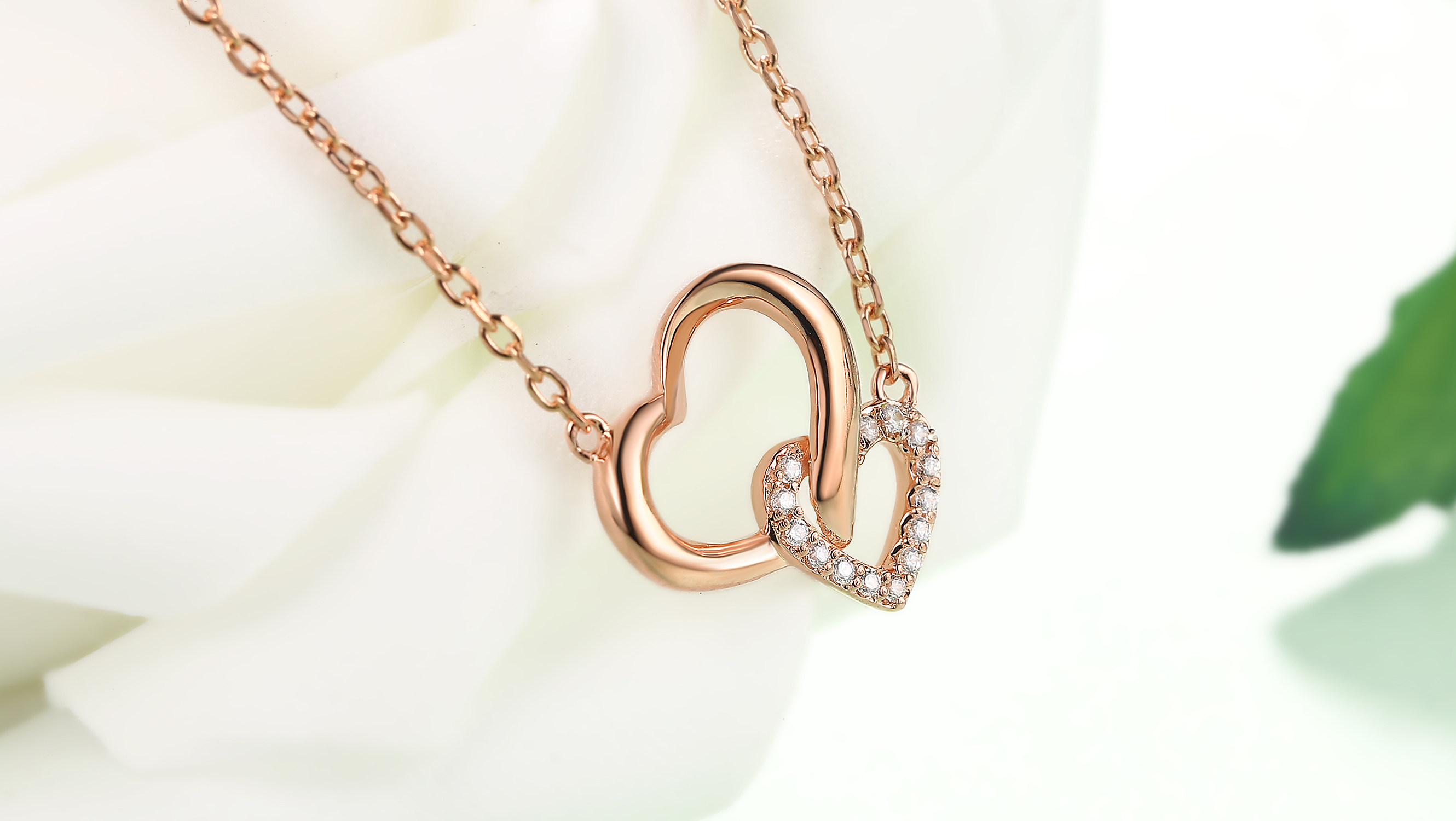 北京遇上西雅图汤唯同款18k金双心形表白送女友钻石项链女款吊坠