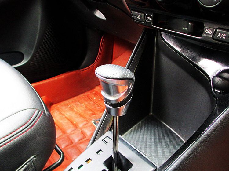 日本razo汽车手动自动挡通用真皮排挡头波棍头换挡头排挡杆ra131