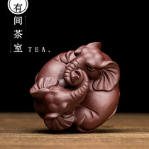 Tea pet ornaments boutique purple sand can raise auspicious Elephant sculpture harmonious auspicious tea play tea tray home decorations