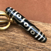 Tibet Tianzhu Tibetan nine-eyed Tianzhu natural genuine to pure agate chalcedony package pulp oil run