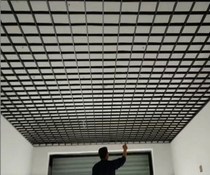 Wooden house top fence fence fence iron frame subdecoration ball black ceiling grid door bar smallpox mesh