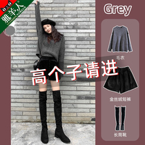 Golden velvet shorts women wear 2021 new autumn and winter explosion high waist winter with boots tall boots