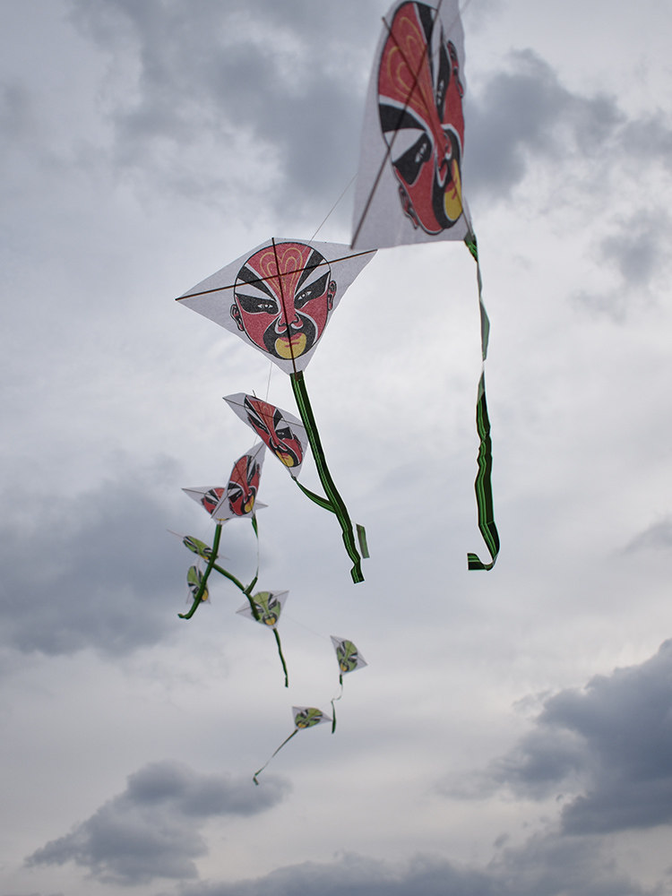 10只菱形风筝长串式脸谱金鱼蝴蝶燕子公园儿童长尾十字竹子鹰