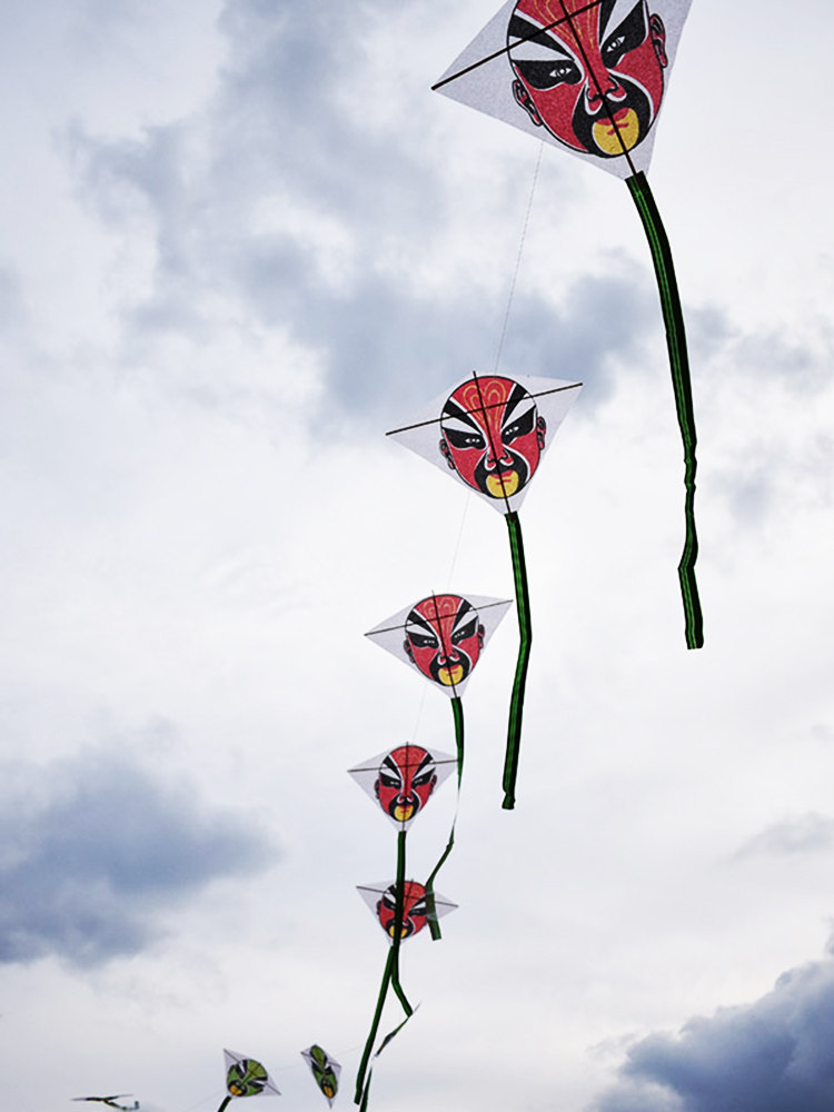 10只菱形风筝长串式脸谱金鱼蝴蝶燕子公园儿童长尾十字竹子鹰