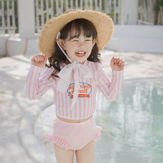 Girls' swimsuit cute children's beach sunscreen swimming swimming swimming jams dry baby, girl girl long -sleeved swimwear tide
Girls' swimsuit cute children's beach sunscreen swimming swimming swimming jams dry baby, girl girl long -sleeved swimwear tide