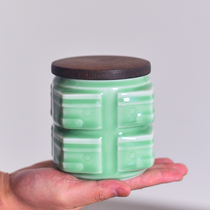 Tea caddy Longquan celadon Wenge cover Geyao ice cha cang shou na guan storage tank sealing New