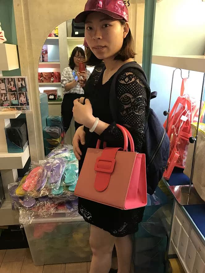 mcm郵差包正品多少錢 merimies潮牌劍橋包凱莉包泰國正品新款郵差包單肩斜挎包手提包 mcm