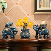 European lucky elephant ornaments A pair of creative living room TV cabinet Wine cabinet Entrance decorations Housewarming wedding gifts