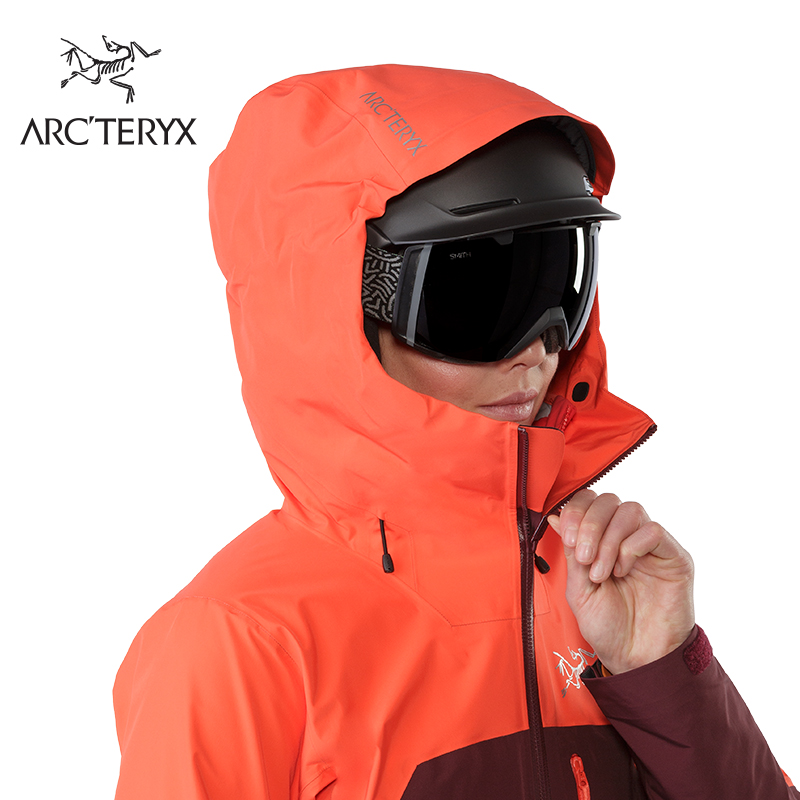 Arcteryx 始祖鸟女款户外滑雪轻量防风耐磨硬壳冲锋衣 Shashka 