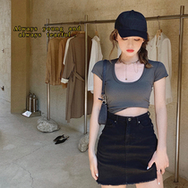 Black u-neck T-shirt 2021 New sweet and spicy short shirt short sleeve women Summer thin design sense