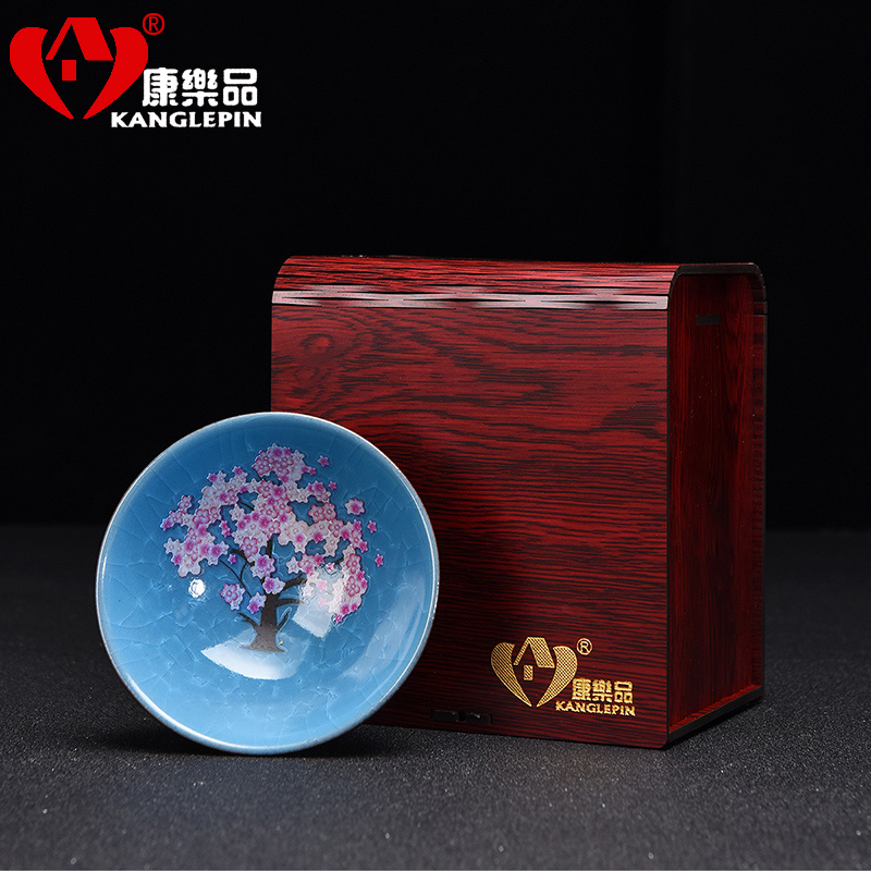 Recreational product encounters hot color cherry blossom put cup small host built lamp that Japanese tea cup ceramic hat cup kung fu