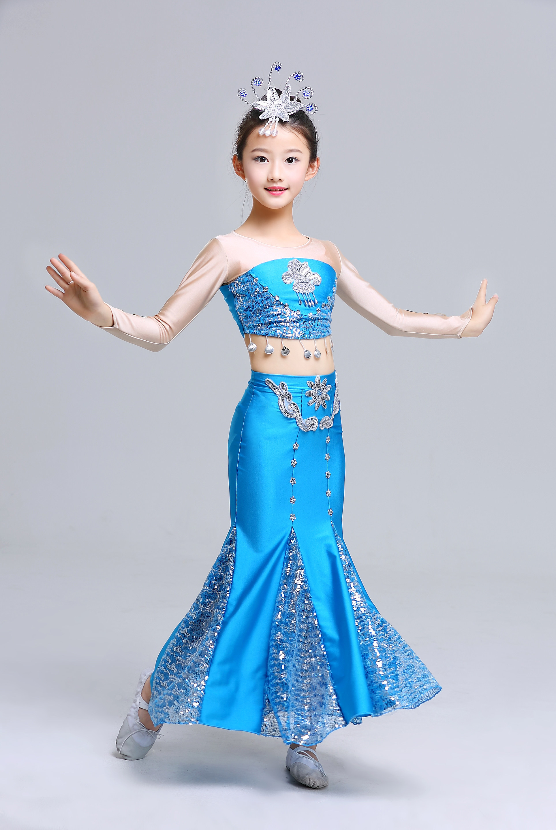 定制 新款儿童傣族舞蹈服孔雀舞演出服装女童少儿鱼尾裙彩云之南舞蹈