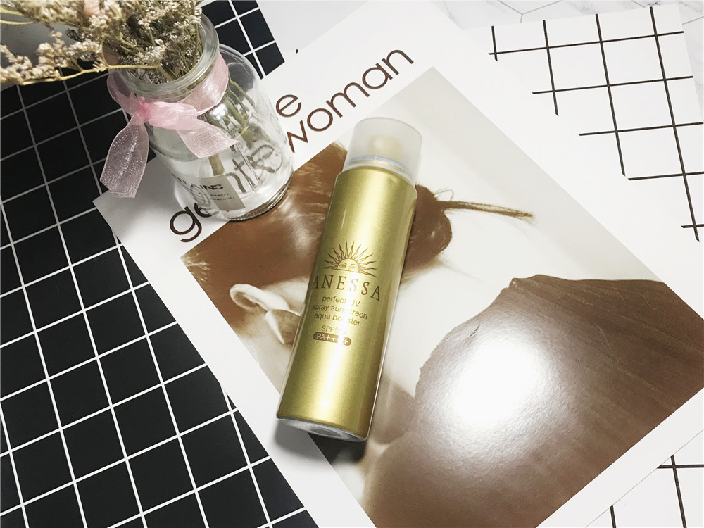 安耐晒防晒喷雾小金瓶,夏日必备神器