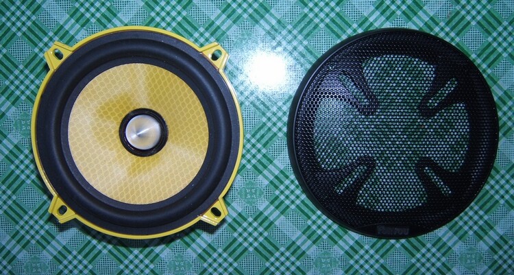 清仓特惠 华阳spf130 车载5.25寸套装喇叭 汽车音响改装