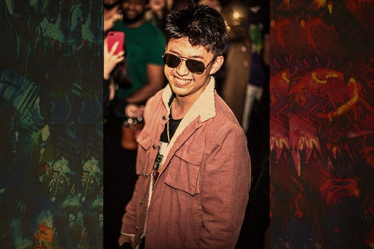 richchigga虚拟现实vr未来科技展示海报纸美式沙发背景墙装饰画歌壁纸