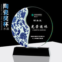 Send leaders and colleagues honorable retirement souvenirs customized resignation gifts lettering photos creative trophies crystal ornaments