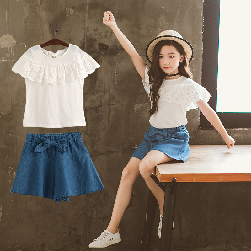 2021 summer new girls ' middle and large children's Korean version lace solid color top foreign school denim shorts two-piece set tide