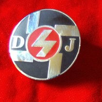 Music DJ badge brooch in the chest.