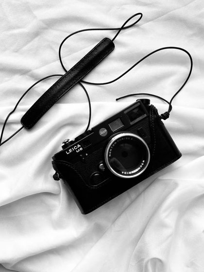 Leica M11p Q3 Fuji X100VI에 적응 한 미니멀리스트 카메라 스트랩 Leica M11p Q3 Fuji X100VI에 적응 한 미니멀리스트 카메라 스트랩