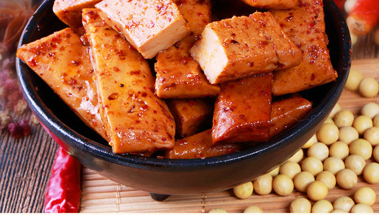 重庆五香手磨豆干网红小零食小包装散装麻辣豆腐干整箱辣味嫩豆干