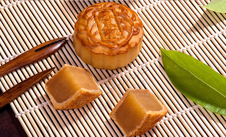 咀香园中秋节广式月饼送礼盒装团购莲蓉蛋黄月饼包邮金秋颂月480g