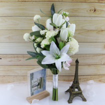 Photo studio new Korean tulip lily of the valley bride holding flowers wedding travel photography small fresh location holding simulation flowers