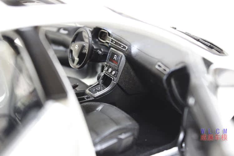 Модель машины OTHER CITROEN C4 1:18 Модель машины OTHER CITROEN C4 1:18