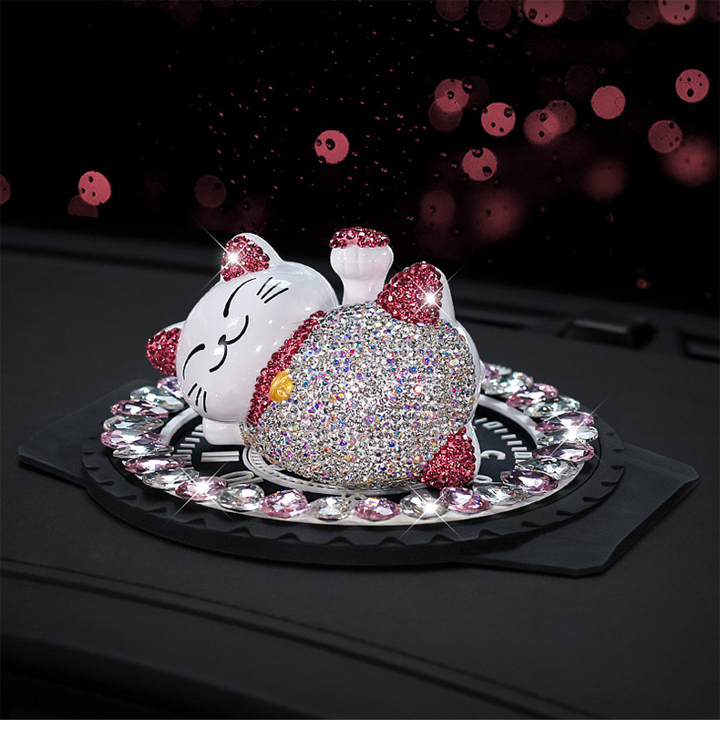 汽车内饰摆件可爱卡通镶钻猫摆饰创意个性车内装饰用品女士