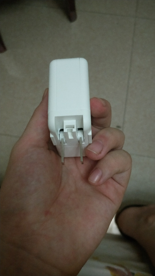 双口输出30W快充怎么样?质量如何,安全吗,真实使用感受,第2张 双口输出30W快充怎么样?质量如何,安全吗,真实使用感受,第2张