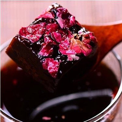 云南秘制玫瑰黑糖 玫瑰红糖块 宁神缓痛经胜台湾四物黑糖