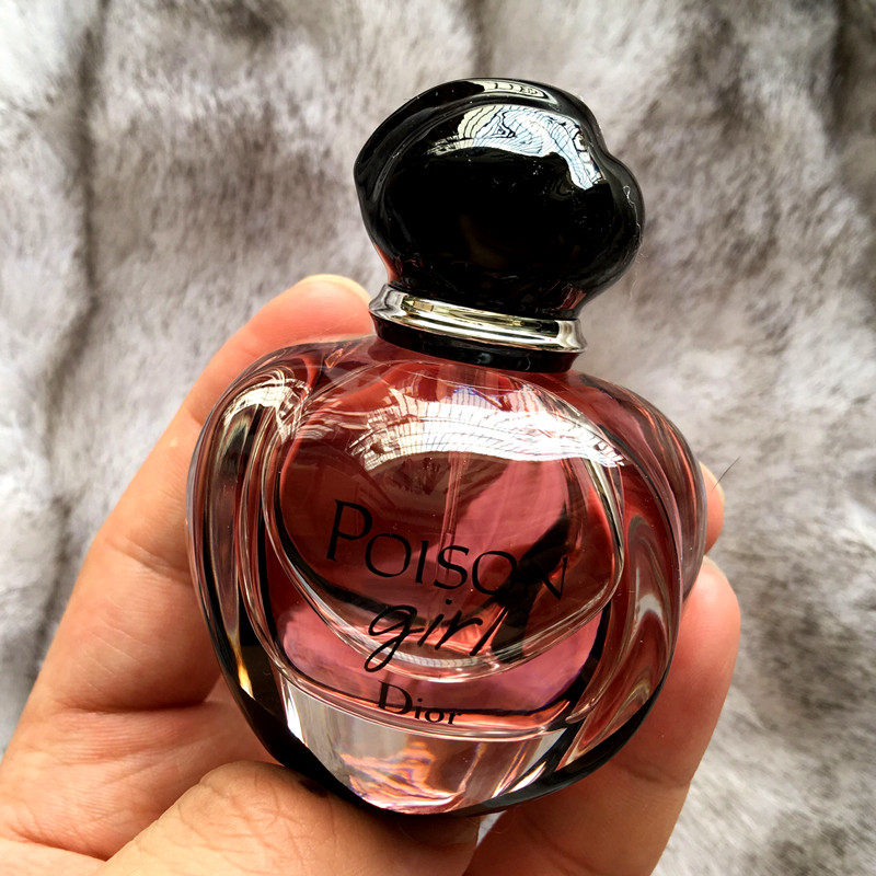 2016年一月 dior为poison(毒药)