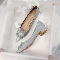 Main wedding dress wedding shoes women thick heel sequined silver 3CM flat heel 2022 summer low heel wedding pointed toe bridesmaid shoes