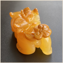 Myanmar Huanglongyu Burmese Yellow Dragon Dragon Pendant Pendant Pendant Jade Recruitment Transferring Evil