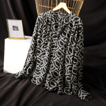 After n years back look still classic French style light extravagant woman deep V necklace with long sleeve shirt blouse 80075