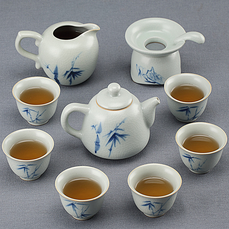 Your up Chinese kung fu tea set of household ceramic cups tea six pack Your porcelain teapot of blue and white porcelain