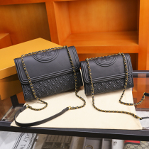 Hong Kong new shoulder bag leather bag 2021 new foreign air diamond chain bag pet backpack outdoor luxury accessories bag