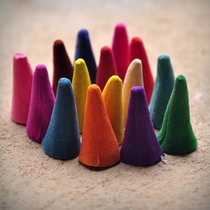 The new taxiang 85-grain aromatherapy popular product Lily Rose Dragon strawberry