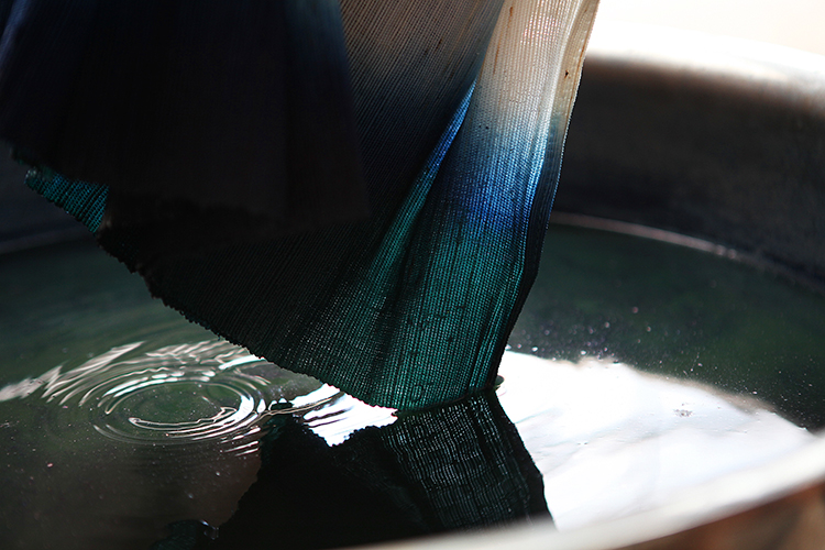 拙朴工舍 手工纺织棉麻苎麻蓝染吊染茶席 手工编织紫竹茶席