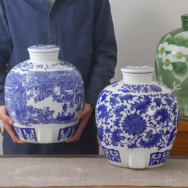 Blue and white porcelain jars of jingdezhen ceramic bottle aged wine into 10 jins 50 kg sealed empty wine tanks have the dragon 's head