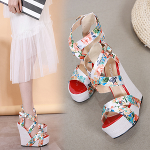 Silk Printed Slope-heel Comfortable Sandals T-stands 