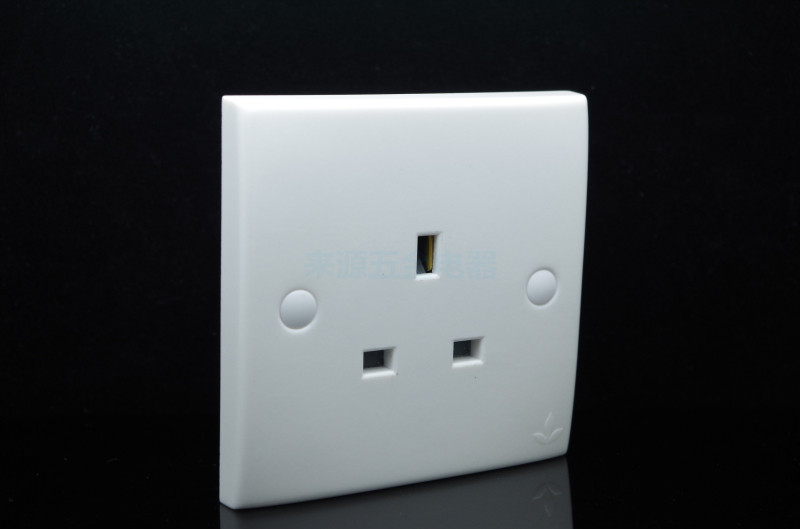 丰叶英式英标13a方脚面板插座86型三孔香港版英制英规插座2813