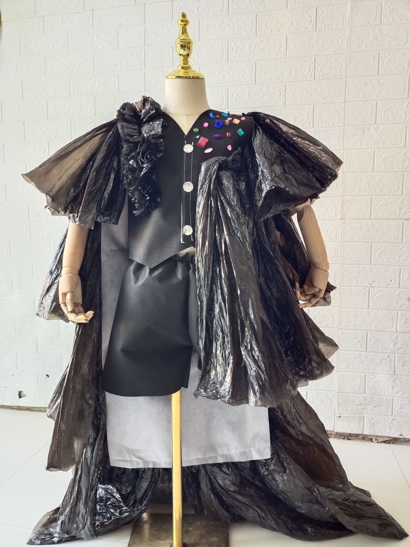 女童成人幼儿童手工制作塑料袋拖尾环保服母女亲子时装走秀演出服