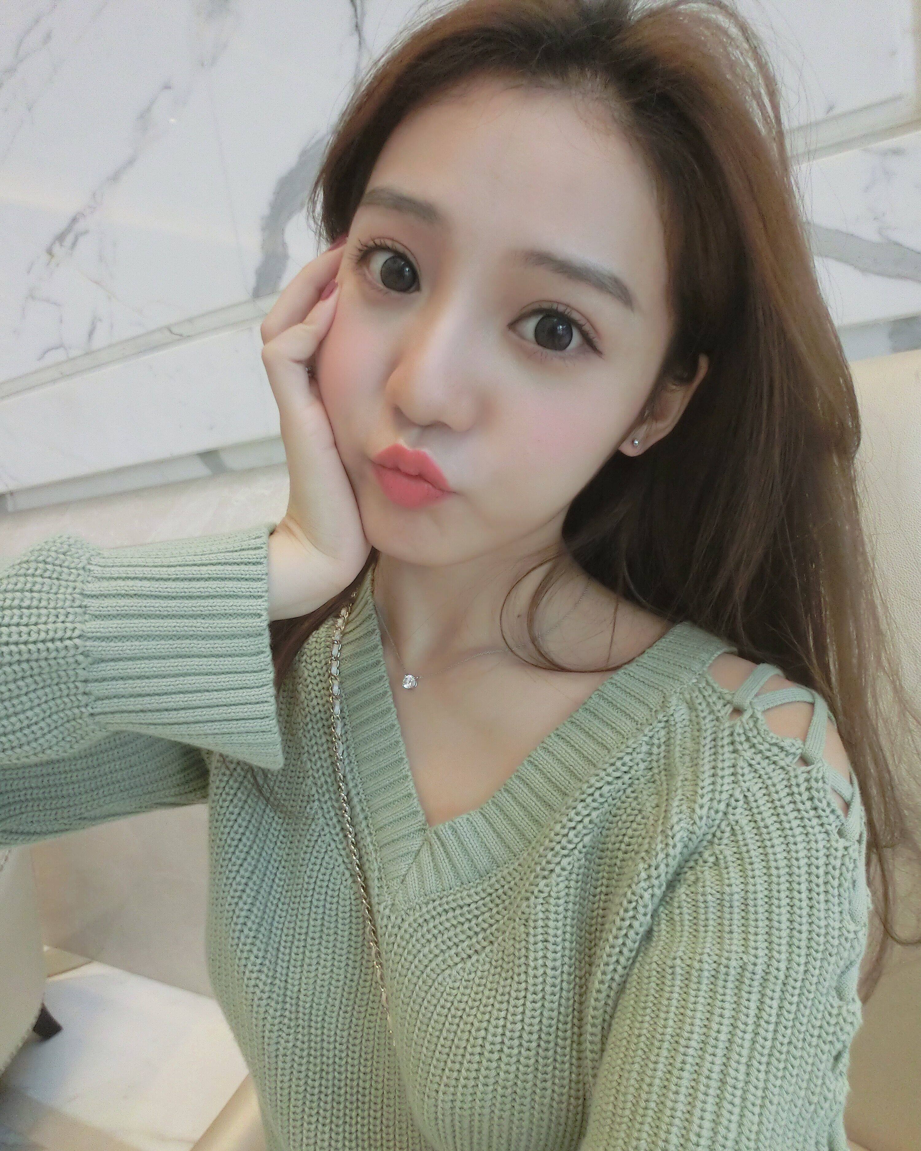 美美的夏夏:自留推荐 超百搭让颜值变高四色绑带毛衣针织衫