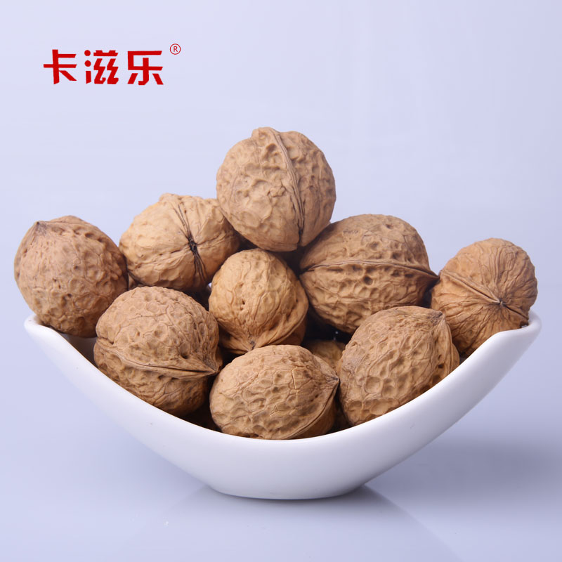 卡滋乐 新疆特产野生薄皮核桃 零食 (生) 2015年新货250g*2袋包邮产品展示图1